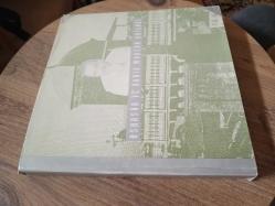 Asansör Ve Dario Moreno Anıları