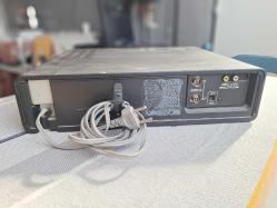 Toshiba VHS Oynatıcı - Çalışmıyor