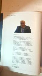 BÜYÜK KULÜP DERGİSİ - AĞUSTOS 2017 SAYI: 176 - M. GÜNDÜZ KAPTANOĞLU - M. ERKAN ÜLKER - HAYRİ ÜLGEN - FERHAN KETENCİ - GÜLAY KURLS - AYSİN İLDEŞ - NEVZAT ÇALIŞKAN - HALİL ÖZBAYRAK - KEREM KURUL - GİZEM KIRCA - CANSU ÖZCÖMERT - AHU UZ - ELİF KAPTANOĞLU - İLKNUR ESSİZ - UMUT KAAN ÖZDEMİR - AHMET AYTEKİN - GÜRHAN GEZER - IŞIL BAYSAL TURAN - ÖZHAN BAŞARAN - ENDER PARLAR - DEVRİM ERBİL - WILFRIED GEBHARD - PERİHAN SADIKOĞLU - SERKAN AKSEL - YUSUF ALTI NTAŞ  AHŞABIN DENİZLE DANSI - KADİM TRABZON’UN İNCİLERİ - YENİ BİR DÖNEM BAŞLIYOR - 50 YILLIK BİR SANAT HİKÂYESİ - İSTANBUL’DA ZAMAN YOLCULUĞU - MİLLİ MÜCADELE’NİN YAKIN TANIGI - ANTİK MISIR BİLİMİNE PROFESYONEL BAKIŞ - KOLEKSİYONER OLMAYA HAZIR MISINIZ - MADE IN JAPAN - DOĞAYLA İÇ İÇE - NEW YORK’TA TAPTAZE ALIŞVERİŞ DENEYİMLERİ - MODANIN NOSTALJİ SEZONU - GOLFÜN CENNET BAHÇELERİ - BİR IRON MAN MACERASI - ÇOCUKLAR İÇİN VERİMLİ BİR YAZ TATİLİ - DENİZLİ’DEN KANADA’YA BAŞARI YOLCULUĞU - KULÜPTEN HABERLER  - TAM TAKIM EKSİKSİZ 96 SAYFA
