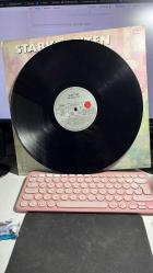 AUS DER RADIOWERBUNG - STARKE ZEITEN DIE TOLLEN 70'ER - ARIOLA RECORDS 1987 33'LÜK LONG PLAY - VINLY - URIAH HEEP - CAT STEVENS - MIDDLE OF THE ROAD - HARPO - JIMMY CLIFF - ABBA - BONEY M. - BLONDIE - BAY CITY ROLLERS...