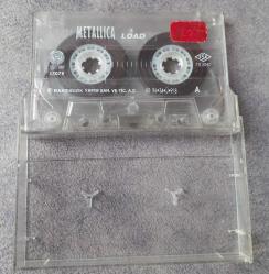 METELİCA LOAD KASET. KARTONETİ YOK. KASET TEMİZ DURUMDA GÖZÜKÜYOR. KOLEKSİYONLUK