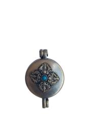 Güç ve şifa veren kutsal kolye