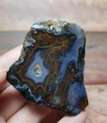 Mavi Alev Desenli Akik Çifti ve Minik Jeodlar • Lav Dalgası Deseni • Dönüşüm ve İçsel Güç Taşı - Ağırlık: 228g - Benzersiz Koleksiyonluk Nadir Parça