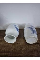 Mavi Beyaz Çin Porselen Antika Vazo. Orijinal dönemine ait 2 adet. Temiz durumda