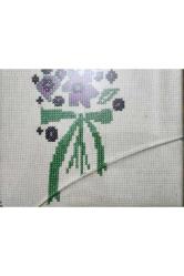 21x34 Çerçevesinde Etamin Duvar Panosu. Kumaş üzeri el ișleme. Orijinal