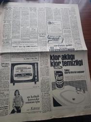 Halka ve Olaylara Tercüman Gazetesi - Turkish Newspaper - 2 Nisan 1973 - Adalet Partisi başkanlık divanı Süleyman Demirel'in başkanlığında Dün de toplandı - yeni bir aday veya erken seçim - Bülent Ecevit açıklıktan uzaklaşıp adeta saray havasına girildi dedi - Demokrat Parti'ye göre meclis iradesi Süleyman Demirel ve Bülent Ecevit'e ipotekli - Dünya Bankası elektrik için İstanbul'a 14 milyon dolar kredi açtı - Pakistan'da bir darbe önlendi - ODTÜ profesörü Dündar Erbulut trafik kazasında öldü - Bafra ceza hakimi Salih Taştepe evinde ölü bulundu - parçabölük düşünceler yazan Tarık Buğra - Kamalı Zeybek Mustafa Efe yazan Murat Sertoğlu - İzmir İstanbul radyo programı - İstanbulspor Denizlispor'a 2-1 mağlup - haşhaş yardımının ilk kısmı 10 milyon dolara çıkarıldı - Fenerbahçe Beşiktaş engelini 1-0'la aştı - Avrupa serbest güreş şampiyonasında Ali Rıza Alan ikinci oldu - boksör Muhammed Ali Clay kazaya uğradı fotoğraf - İslam Çupi köşe yazısı - Spor Toto sonuçları - vücut geliştirme takımı