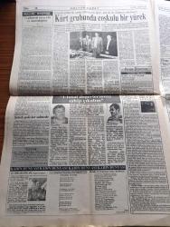 Yeni Ülke Gazetesi - Turkish Newspaper - 19 25 Temmuz 1992 - DGM savcıları gazetemizi toplatmak için olağanüstü çaba içinde - Çatışmalar şiddetlendi devlet güçlerini kaybı 36 - göz altında kayıplar çoğalıyor - tekrar Öcalan kardeşim yazan Yalçın Küçük - Şex Said'i anma gecesi - Kürt kadınları Alman radyosunda - HEP'e bölücülük suçlaması - Şehmuz Kaya'nın Devrane kaseti tüm plakçılarda - Kürt müziği ve renkleri hala yasak - 10 Temmuz günü Diyarbakır asker karıncaların işgaline uğramıştı - televizyon ve Taşdelen yazan Selim Çürükkaya - Yezidiler yazan Musa Anter - korucuların çocukları kullanılıyor - Kürdistan dindarlar birliği'nin din adamlarına çağrısı - Kazakistan'da dünyaya gelen İgor şimdi de Kürtçe şarkı söylüyor Fotoğrafı - Dilan adlı çocuk dergisi çıkardığı nedeniyle cezalandırılmak istenen Kenan Şen -  Vedat Aydın taziye ilanı - uluslararası Kürdistan festivali - Ayşe Zarakolu - 12 Eylül sürecini yaşamış emeğin bayrağı çalışanlarından Güzel Aslaner  - cezaevlerinde açlık grevi