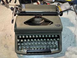 1950 ler alman royal diana daktilo - sorunsuz çalışır durumda