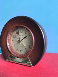 Citizen Alarmlı Masa Saati