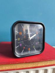 LOT.18 » Alarmlı Seiko Masa Saati