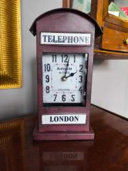 Metal Kasa London Masa Saati
