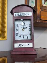 Metal Kasa London Masa Saati