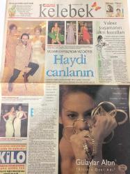 HÜRRİYET KELEBEK GAZETESİ DOĞUM GÜNÜ HEDİYESİ (TURKISH NEWSPAPPER) - 24 HAZİRAN 1997 - SADECE 4 SAYFADIR -Ertan Kaytiken-Azize Bergin-Haşim Öz-Yasemin Boran-Tekin Aral-İbrahim Şahine-Hande Ataizi-Zafer Peker-Maide Erçelebi-Esin Moralıoğlu-Nazan Çalin-Selin Yıldız-Fatih Altaylı-Sevgi Erkan-Oktay Kaynarca-Ebru Yıldız-Haydi canlanın-Yalnız yaşamanın altın kuralları-Renkli şovlar-Asrın Casusları-Ağlama Duvarı-Hande ile açık açık-İyi saatte olsunlar-Su bizim TRT-Modanın sihirbazı-Çocuk şıklığı-Jaws intikam peşinde-Seven Kıskanır-Yarılık kolay değil-Hibir Gece-Zoraki Hedef-Aşkın Peşinde-Animasyon haber