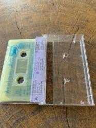 AYLİN LİVANELİ - BANA MÜSADE - KASET