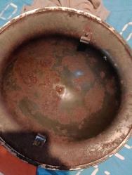 Kore Savaşı Türk Askeri Miğferi.  İkinci Dünya Savaşı Dönemi İngiliz Miğferi Türk Ordusunca da Kullanılmaya Başlanmış,  Türk Askeri ve Subayları Tarafından Kore Savaşı sonrasında da Kullanılmaya devam etmiştir..koleksiyonluk bir ürün.