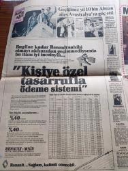 Günaydın Gazetesi - Turkish Newspaper - 14 Ocak 1982 - Türkiye'de bulunan Avrupalı parlamenterlere tavsiyemiz Bir de halkı dinleyin - Türkiye hakkında demokrasi raporu verecek olan heyet Türkiye'yi 12 Eylül öncesi savaş alanına döndüren eski parlamenterler ile görüştü - Randevuevinde yakalanan 7 kadından 4'ü evli çıktı Fotoğrafı - İngiltere başbakanı bayan Thatcher'in oğlu cezayir'de kayboldu - Suudi Arabistanlı Petrol şeyhinin oğlu İstanbul'da Türk kızı İkliz Erton ile evlendi Fotoğrafı - MHP duruşmasında Berker İnanoğlu tahliye edildi fotoğraf - Ali Han Ve Rita Hayworth'un kızı Yasemin Han dünyanın en iyi giyinen kadını seçildi fotoğraf - dolar değer kazandıkça altın düşüyor - geçtiğimiz yıl 10 bin Alman ailesi avustralya'ya göç etti - Renault - 1981 TV yıldızları yarışması birincileri - Ahmet Özhan İbrahim Tatlıses Uğur Dündar Cihan Ünal Fotoğrafı - Yargılanan Tarık Akan'ın dünkü duruşmasında şöhretler  Bülent Ersoy Halit Kıvanç Gülşen Bubikoğlu İbrahim Tatlıses tanıklık yaptı foto