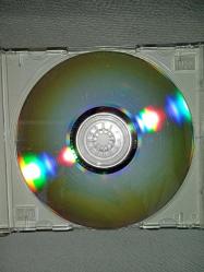 Cd Madonna something to remember albümü. Orijinal. Dinlemeyi etkilemeyen çizikler var sorunsuz çalışıyor. kartonet temiz. koleksiyonluk