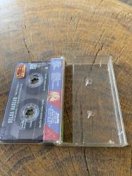 SELDA BAĞCAN - TÜRKÜLERİMİZ 3 / VURULDUK EY HALKIM UNUTMA BİZİ - KASET