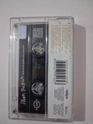 İLHAN ŞEŞEN Şimdi Ben Bu Şarkıları Kime Söyleyeyim - KASET