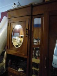 Antika Viyana taş aynali gardrop