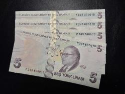 9. EMİSYON 5 TÜRK LİRASI  F 245 4000010-600010-7000010-8000010 4 LÜ LOT  ÇİL  TCB 4521