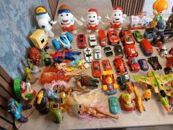 OYUNCAK-KİNDER-NİNJA KAPLUMBAĞALAR-ARABALAR VS. TOPLU SATIŞ DÖNEM ÜRÜNLER