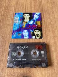 Kargo - Sevmek Zor Kaset ( İşaretli fotoğrafta, kaset üstündeki etikette küçük deformasyon var )