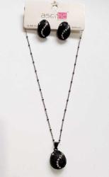 TAŞLI KOLYE VE KÜPE TAKIMI