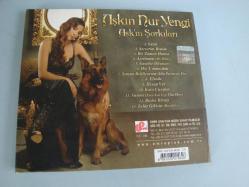 AŞKIN NUR YENGİ 