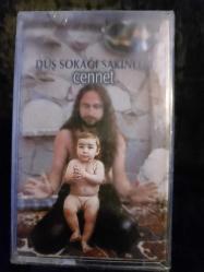 DÜŞ SOKAĞI SAKİNLERİ CENNET KASET