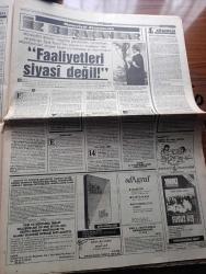 Halka ve Olaylara Tercüman Gazetesi - Turkish Newspaper - 15 Aralık 1986 - Süleyman Demirel Tercümana açıkladı yasakta ısrar husumet ilanıdır dedi - ilk defa ay yıldızlı formayı giyen Naim Süleymanoğlu Anıtkabir'de şampiyonluk sözü verdi Fotoğrafı - Hüsamettin Cindoruk'tan Turgut Özal'a Yeni isim pişkin - din ve ilericilik yazan Nazlı Ilıcak - yarından korkan gençlik yazan Cemal Aydın yazı dizisi - Lee Cooper yılda 21 milyon satıyor - Said Nursi Fatih türbesinde dua ederken fotoğraf - Naim Süleymanoğlu Kenan Evren'in elini öptü Fotoğrafı - Vural Arıkan Turgut Özal'a meclisi terk ettirdi - İnci sinemasındaki toplantıya katılan Mehmet Ali Aybar Doğu Perinçek ve Yalçın Küçük de toplantıda konuştu Fotoğrafı - CHP'lilerin bildirisinden Bülent Ecevit'e eleştiri çıktı - Metin Dilli sordu Zeki Müren cevapladı - televizyonda bugün - voleybol Avrupa şampiyon kulüpler kupası'nda Eczacıbaşı yarı finalde - Galatasaray deplasmanda Kocaelispor'u yendi - Uğur Tütüneker - Selçuk Yula fotoğraf