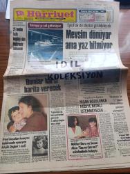 Hürriyet Gazetesi - Turkish Newspaper - 13 Ağustos 1981 - Eylül'de de denize girilebilecek - Avrupa'yı sel götürüyor Fotoğrafı - Adana sıkıyönetim komutanlığı'nın bildirisi buğdayı fazla olan bildirimde bulunacak - Nükhet Duru ve Sezen Aksu saz mı caz mı müzikalinde buluştu Fotoğrafı - Gümrük ve Tekel eski bakanı Tuncay Mataracı'ya 17 takım elbise diktim parasını alamadım - 14 idamlı TDKP davası bugün karara bağlanıyor - Münih olimpiyat baskınının planlayıcısı olarak bilinen Ebu Davut beş kurşun yedi ölmedi Fotoğrafı - Heidi'nin yaratıcısı Lazare Wechsler öldü - kültür bakanı Cihad Baban eski eserleri korumak milli görevdir dedi - Sevim Tuna son gala Taşlık Şale'de - Gönül Yazar İbrahim Tatlıses Zerrin Egeliler ve Nazan Şoray Yenikapı gar gazinosu'nda - Emel Sayın Caddebostan maksim'de - at yarışları sonuçları - bu mu 150 milyonluk Fenerbahçe - seyrettiğim dünkü Galatasaray yazan Eşfak Aykaç - ofsayta rağmen TSYD Kupası Galatasaray'ın fotoğrafı - Galatasaray antrenörü Birch