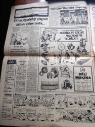 Hürriyet Gazetesi - Turkish Newspaper - 13 Ağustos 1981 - Eylül'de de denize girilebilecek - Avrupa'yı sel götürüyor Fotoğrafı - Adana sıkıyönetim komutanlığı'nın bildirisi buğdayı fazla olan bildirimde bulunacak - Nükhet Duru ve Sezen Aksu saz mı caz mı müzikalinde buluştu Fotoğrafı - Gümrük ve Tekel eski bakanı Tuncay Mataracı'ya 17 takım elbise diktim parasını alamadım - 14 idamlı TDKP davası bugün karara bağlanıyor - Münih olimpiyat baskınının planlayıcısı olarak bilinen Ebu Davut beş kurşun yedi ölmedi Fotoğrafı - Heidi'nin yaratıcısı Lazare Wechsler öldü - kültür bakanı Cihad Baban eski eserleri korumak milli görevdir dedi - Sevim Tuna son gala Taşlık Şale'de - Gönül Yazar İbrahim Tatlıses Zerrin Egeliler ve Nazan Şoray Yenikapı gar gazinosu'nda - Emel Sayın Caddebostan maksim'de - at yarışları sonuçları - bu mu 150 milyonluk Fenerbahçe - seyrettiğim dünkü Galatasaray yazan Eşfak Aykaç - ofsayta rağmen TSYD Kupası Galatasaray'ın fotoğrafı - Galatasaray antrenörü Birch