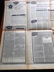 Milliyet 50. Yıl Gazetesi - Turkish Newspaper - 29 Ekim 1973 - İsmet İnönü Cumhuriyeti ilan eden kanunu Atatürk söyledi Ben yazdım Fotoğrafı - Cevdet Sunay 50 yılda çok sıkıntı çektik ama hepsini de yendik Fotoğrafı - Fahri Korutürk Türkiye'yi sosyal ve ekonomik sınavlar bekliyor Fotoğrafı - Cumhuriyeti nasıl ilan ettik - Celal Bayar rahatsız bulunduğunu söyleyerek düşüncelerini özür dileyerek açıklamamıştır - Elli Yılda Türk halkı üç kat büyüdü - nüfusun dağılış oranı - erkeklerin %70'i kadınların ise %50'si okur yazar - okuma yazma oranı tablosu - Cumhuriyet Türk tarihinde en köklü eğitim reformlarının yapıldığı dönemdir - nüfusun gelişimi tablo - 50. Yıl marşı söz Bekir Sıtkı Erdoğan müzik Necil Kazım Akses - 1923 meclisinde 1973 meclisinde fotoğraflar - enflasyon ve devalüasyon - para ve bankacılık - elektrik üretimi yılda %12 artıyor ve yetmiyor - 1970'lerde sanayi ilk olarak tarımı geride bıraktı - Her bin kişiye 4 araba ve 16 telefon düşüyor - tarım yerine sanayi