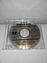 Cd The Beatles rubber soul. Kartoneti yok. Dinlemeyi etkilemeyen çizikler var sorunsuz çalışıyor.