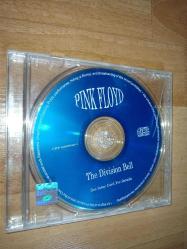 pink floyd the division bell cd (temiz kondisyonda, 10 adet kadar kılcal çizik var, performansı etkileyecek kadar değil)