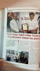 İSTANBUL DİŞHEKİMLERİ ODASI DERGİSİ - EYLÜL / EKİM 2007 SAYI: 116  MUSTAFA DÜĞENCİOĞLU – TUNCAY TURGAY AKGÜN – GÜLSÜM AK – L. YAKUT ALKANER – SEVİL ARSLAN – PINAR EZERLER İZAR – MÜGE OZAN – SÜHA SERTABİBOĞLU – FÜSUN ŞEKER KARAGÖREN – İLHAN İŞLER – NİLGÜN ONARICI – ŞEBNEM AKÇIL – SİNAN KESGİN – ÇAĞLA OFLAS – HAKAN ÖGE – MEHMET OKUTAN – KORHAN GÜMÜŞ – PROF. DR. FİLİZ BAL – MUSTAFA DÜĞENCİOĞLU – İHSAN GÜRSOY – GONCA GÖKDEMİR  ODA HABERLERİ – YENİ EĞİTİM MERKEZİ: TEORİ VE PRATİĞİN BULUŞMA NOKTASI – SAĞLIK BAKANLIĞI’NA 1350 DİŞHEKİMİ ALINDI – İLKYARDIM ÖĞREN YAŞAT; ÖĞRET YAŞA – SİVİL HAYATIN DİRENÇ NOKTALARI: SİVİL TOPLUM KURULUŞLARI – BİLİMSEL: HİPERTANSİYON VE DİŞHEKİMLİĞİ – BİLİMSEL: DİŞ ÜNİTİ SU YOLU VE SUYU, DENTAL TEDAVİLERDE RİSK OLUŞTURUR MU? – İÇİMİZDEN BİRİ: HAKAN ÖGE (BİR OKYANUS MASALI) – DÜNYADAN: YENİ ZELANDA (SIĞ ÇANTALILAR CENNETİ) – ÜRÜN TEKNİK – SAĞLIK DÜNYASI – SİZLERDEN: GONCA GÖKDEMİR “SEVGİYLE GEÇEN ON BEŞ YIL” – SANAT GÜNDEMİ: İNEKLERİ H - TAM TAKIM EKSİKSİZ 102 SAYFA