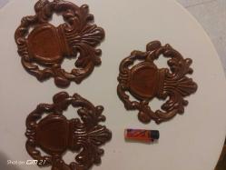 Ahşap oyma duvar apliği. 3 adet.