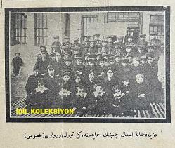 Osmanlıca Karagöz Mizah Dergisi-Gazetesi, Orijinal Dönem Basım, (Ottoman Magazine-Newspaper-Journal Illustré Cara-Gueuz) - 4 Mayıs 1927 - Sayı: 1996 - Karikatür: İtalyan, Sırp Muharebesi Karşılıklı Korkudan İbaret Kalacak! 