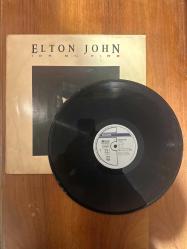 Elton John -  Ice on Fire / 33 Devir Plak LP Vinly -  Balet Plak 1985) Made in Turkey (826 213-1)