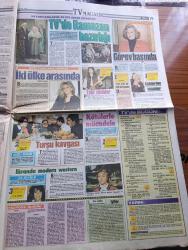 Milliyet Gazetesi - Turkish Newspaper - 21 Ocak 1990 - Azerbaycan dünya ve biz yazan Altan Öymen Başmakale - Nahcıvan parlamentosunda tarihi oturum Türkiye'ye katılma kararı - Turgut Özal ABD'yi ikna için kendini ortaya koydu ya ben ya Ermeniler - Devlet bakanı Güneş Taner topun ağzında - Siberian Husky cinsi Panda isimli köpek günde 1 kilo antrikot yiyor Fotoğrafı - ilahiyatta türban yasak - İstanbul itfaiye müdürlüğü Abdurrahman Kılıç İstanbul'un yangın güvenliği yok dedi - Ajda Pekkan ve Nükhet Duru düğünde Fotoğrafı - haftanın kültür  ve sanat olayları - Erdal İnönü'nün 9 adayı - Atatürk'ten İnönü'ye İnönü'nden Atatürk'e Özel mektuplar Yazı Dizisi - Ankara'da dünya Müslüman kadınlar gününde kadınlardan cihat çağrısı Fotoğrafı - televizyonda Ramazan hazırlığı - Münir Özkul Bu yıl ramazanda ekrana gelecek Fotoğrafı - Rıdvan Dilmen Yesiç geri dön dedi - filede Galatasaray Eczacıbaşı'na 3-0 mağlup oldu fotoğraf - trafik kazasında hayatını kaybeden Samsunsporlu futbol şehitleri anıldı
