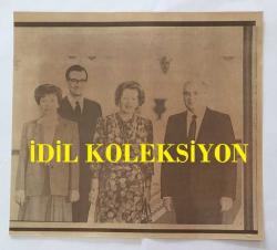 BİRLEŞİK KRALLIK ESKİ BAŞBAKANI MARGARET THATCHER'IN HABER AJANSI BASIM FOTOĞRAFI (KAĞIT BASKI) - NEWS AGENCY PHOTO (PAPER PRINT) OF FORMER UNITED KINGDOM PRIME MINISTER MARGARET THATCHER - 21 x 19 cm EBADINDA - İNGİLTERE SİYASİ TARİHİ - MARGARET THATCHER WITH MIHAIL GORBAÇOV