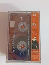 Ajda pekkan diva   albüm acılmamış ambalajında sıfır  koleksiyon klasik  kaset  YILMAZ VİDEO