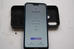 Huawei P20 Lite (ANE-LX1) CEP TELEFONU CALISIYOR PARÇA NIYETINE (BÜYÜK RAF 8