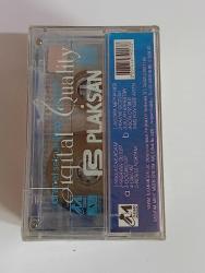 Ahmet şelçuk ilhan son romantik  albümü acılmamış ambalajında sıfır  koleksiyon klasik  kaset  YILMAZ VİDEO