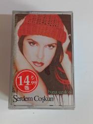 Serdem çoşkun bana uzak ol   albümü acılmamış ambalajında sıfır  koleksiyon klasik  kaset  YILMAZ VİDEO