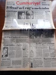 Cumhuriyet Gazetesi - Turkish Newspaper - 16 Mayıs 1988 - MİT raporu - Turgut Özal'ın Genelkurmay Başkanı Necdet Üruğ'a mektubu - MİT'e 52 milyar örtülü ödenek - Galatasaray şampiyon - Galatasaray taraftarları sabaha kadar şampiyonluğu kutladı Fotoğrafı - Sovyet Birlikleri Afganistanı terk etmeye başladı - DYP'de Hüsamettin Cindoruk sorunu - Türkiye Avrupa Topluluğu İlişkileri yazan Hasan Cemal - Macit Gökberk ile söyleşi Felsefenin Sisyphos'u - Cannes Film Şenliğinde gösterilen Şahin Kaygun'un Dolunay'ı yabancıları şaşırttı - TRT sansürü savundu - Almanya'da bir yobaz yazan Oktay Akbal - Doğu Kudüs'te İsrail çemberi - Lassa'da 24 günlük grev sona erdi - Kenan Evren izci kampını denetledi - Levent Kırca tiyatrosu Toros canavarı - Münir Özkul Erol Günaydın Ferhan Şensoy'un İstanbul'u satıyorum - Galatasaray kulübü Başkanı Ali Tanrıyar bu takımdan kimse satılamaz - mavi Haliç yarı maratonunu milli atletimiz Zeki Öztürk kazandı fotoğraf - Fenerbahçe galibiyeti unuttu -Samsun Halk dansları