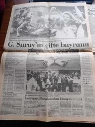 Cumhuriyet Gazetesi - Turkish Newspaper - 16 Mayıs 1988 - MİT raporu - Turgut Özal'ın Genelkurmay Başkanı Necdet Üruğ'a mektubu - MİT'e 52 milyar örtülü ödenek - Galatasaray şampiyon - Galatasaray taraftarları sabaha kadar şampiyonluğu kutladı Fotoğrafı - Sovyet Birlikleri Afganistanı terk etmeye başladı - DYP'de Hüsamettin Cindoruk sorunu - Türkiye Avrupa Topluluğu İlişkileri yazan Hasan Cemal - Macit Gökberk ile söyleşi Felsefenin Sisyphos'u - Cannes Film Şenliğinde gösterilen Şahin Kaygun'un Dolunay'ı yabancıları şaşırttı - TRT sansürü savundu - Almanya'da bir yobaz yazan Oktay Akbal - Doğu Kudüs'te İsrail çemberi - Lassa'da 24 günlük grev sona erdi - Kenan Evren izci kampını denetledi - Levent Kırca tiyatrosu Toros canavarı - Münir Özkul Erol Günaydın Ferhan Şensoy'un İstanbul'u satıyorum - Galatasaray kulübü Başkanı Ali Tanrıyar bu takımdan kimse satılamaz - mavi Haliç yarı maratonunu milli atletimiz Zeki Öztürk kazandı fotoğraf - Fenerbahçe galibiyeti unuttu -Samsun Halk dansları