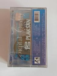 Ahmet şelçuk ilkan son romantik  albümü acılmamış ambalajında sıfır  koleksiyon klasik  kaset  YILMAZ VİDEO