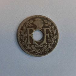 1923 Fransa 10 Centimes Delikli Para Çok Çok Temiz Doğal Haliyle